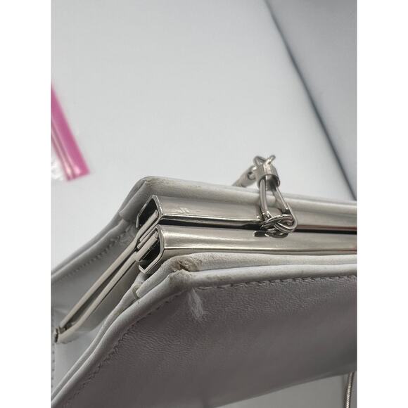 Giani Bernini White Leather Silver Chain Strap Evening Clutch Wedding Purse - Picture 9 of 11